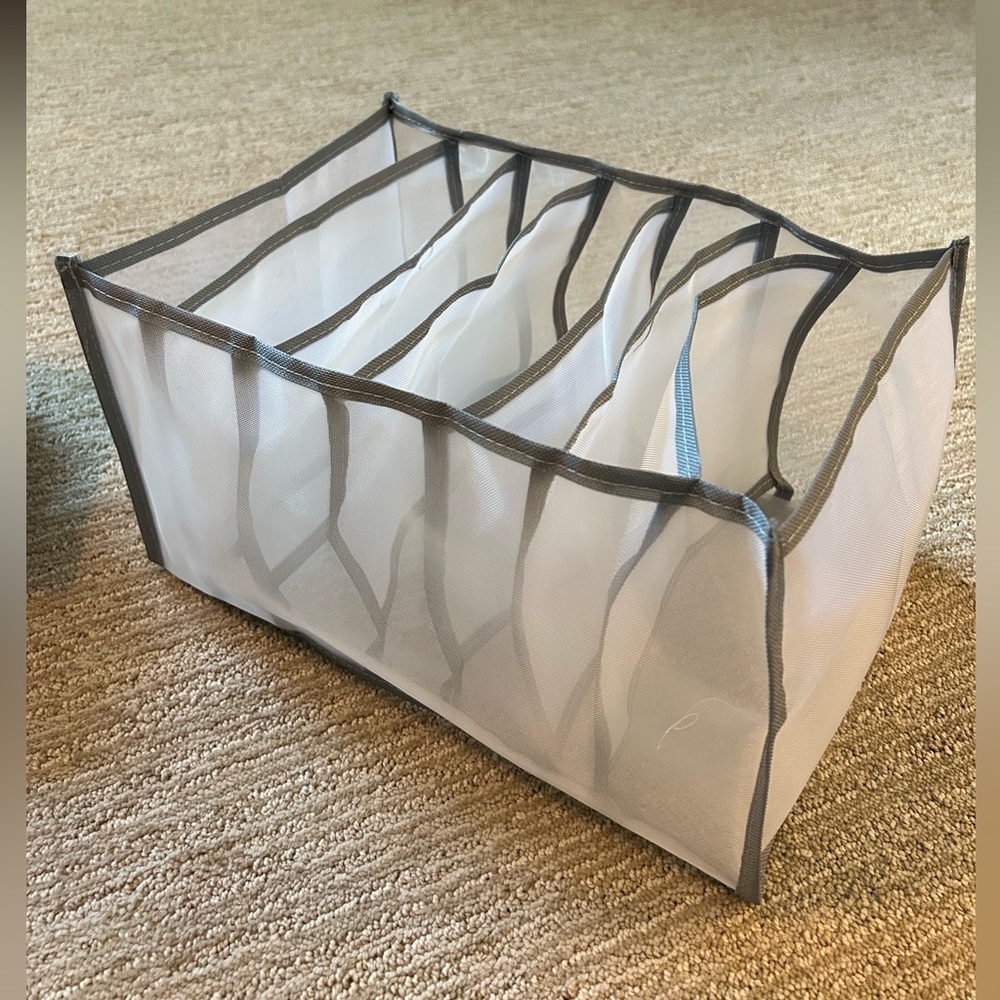 Drawer organizers